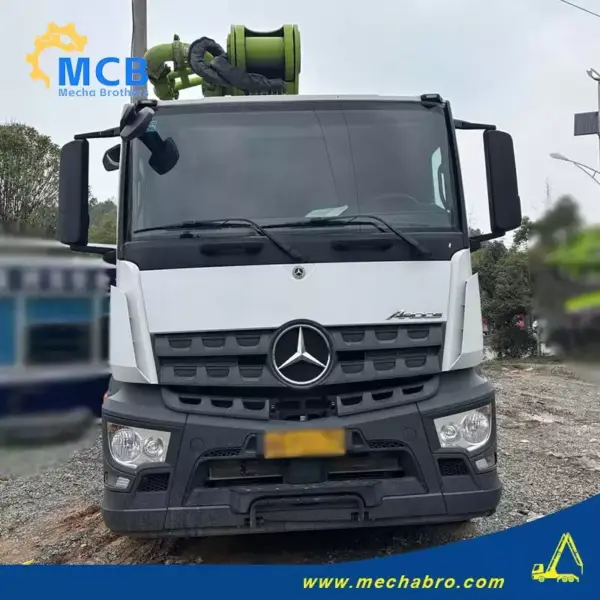 No. 250307P676, 2021 Zoomlion 52m Concrete Pump Truck