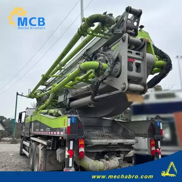 No. 250307P676, 2021 Zoomlion 52m Concrete Pump Truck