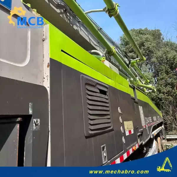 No. 250318P686, 2020 Zoomlion 56m Concrete Pump Truck