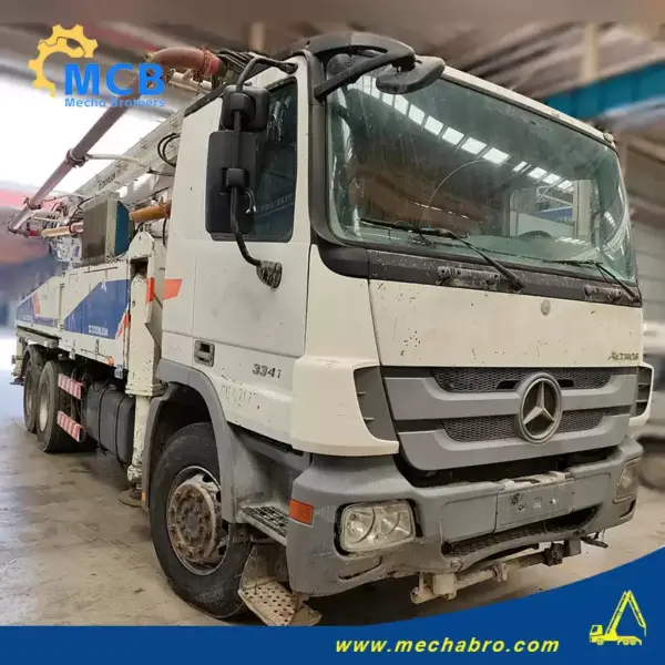 No. 250322P691, 2011  Zoomlion 38m Concrete Pump Truck