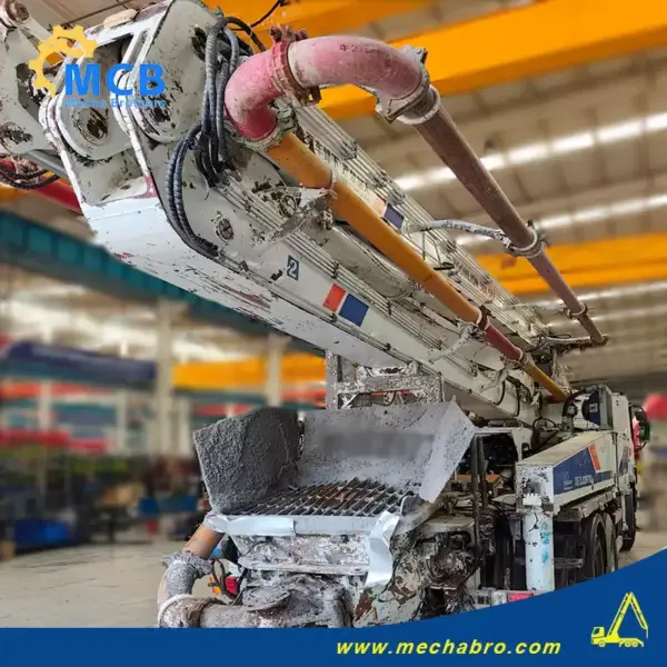 No. 250322P691, 2011  Zoomlion 38m Concrete Pump Truck