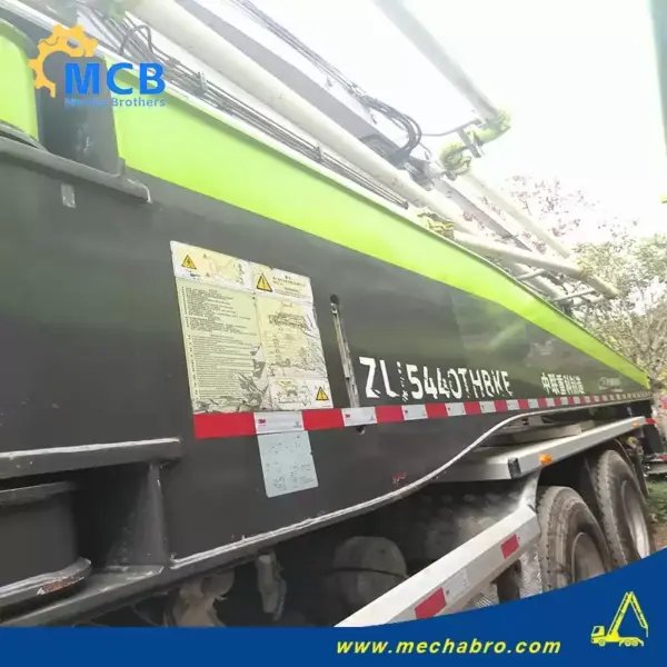 No. 250410P706, 2021 Zoomlion 56m Concrete Pump Truck