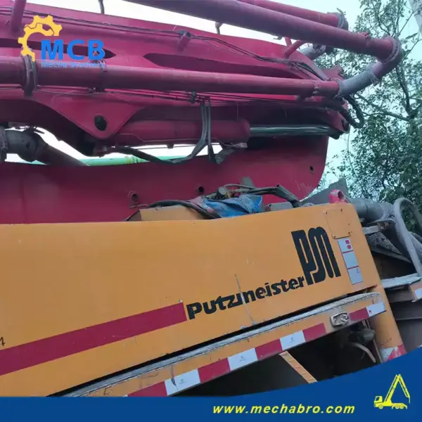 No. 250414P708, 2010 Putzmeister 46m Concrete Pump Truck