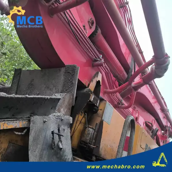 No. 250414P708, 2010 Putzmeister 46m Concrete Pump Truck