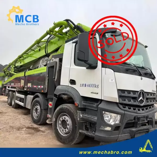 No. 250724P751, 2022 XCMG 52m Concrete Pump Truck