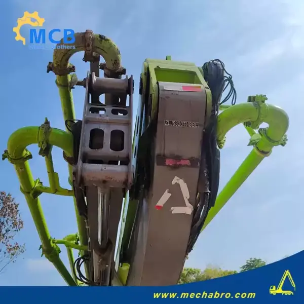 No. 241227P643, 2018 Zoomlion 49m Concrete Pump Truck