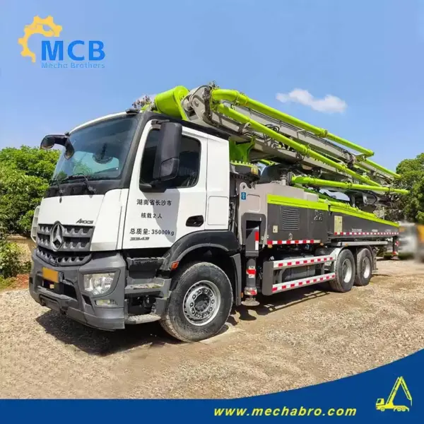 No. 250427P718, 2021 Zoomlion 52m Concrete Pump Truck