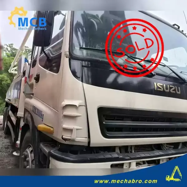 No. 240920P580, 2011 Zoomlion 37m concrete pump truck