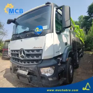 No. 250526P722, 2020 Zoomlion 63m Concrete Pump Truck