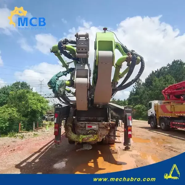 No. 250418P711, 2020 Zoomlion 63m Concrete Pump Truck