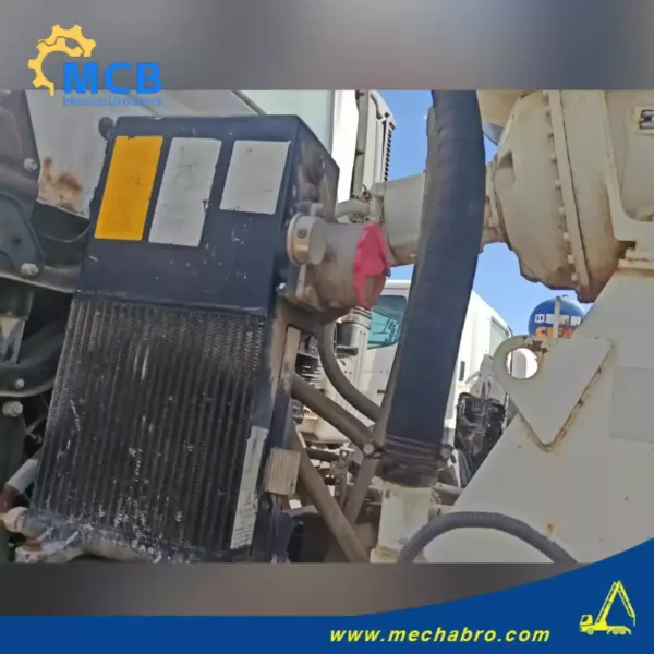 No. 250604P726, 2011  Zoomlion 10m³ Truck Mixer