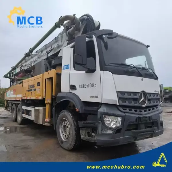 No. 250620P735, 2020 XCMG 52m Concrete Pump Truck