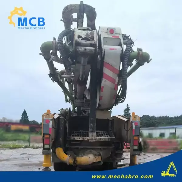 No. 250620P735, 2020 XCMG 52m Concrete Pump Truck