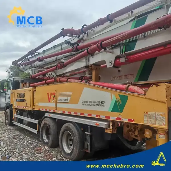No. 250724P751, 2022 XCMG 52m Concrete Pump Truck
