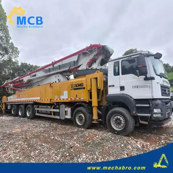 No. 250724P752, 2021 XCMG 67m Concrete Pump Truck