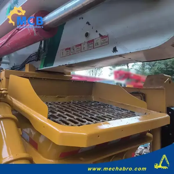 No. 250724P752, 2021 XCMG 67m Concrete Pump Truck