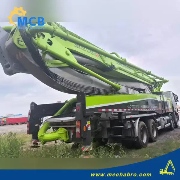 No. 250811P762, 2019 Zoomlion 56m Concrete Pump Truck