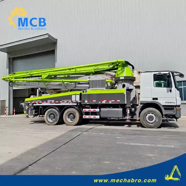 No. 250916P777, 2011 Zoomlion 38m Concrete Pump Truck