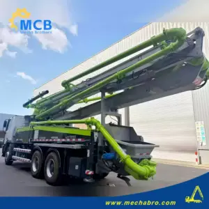 No. 250916P777, 2011 Zoomlion 38m Concrete Pump Truck