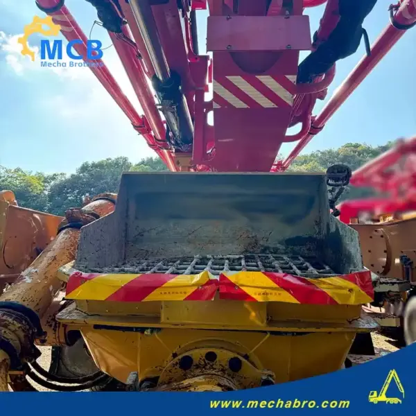 No. 250918P778, 2024 Sany 39m concrete pump truck