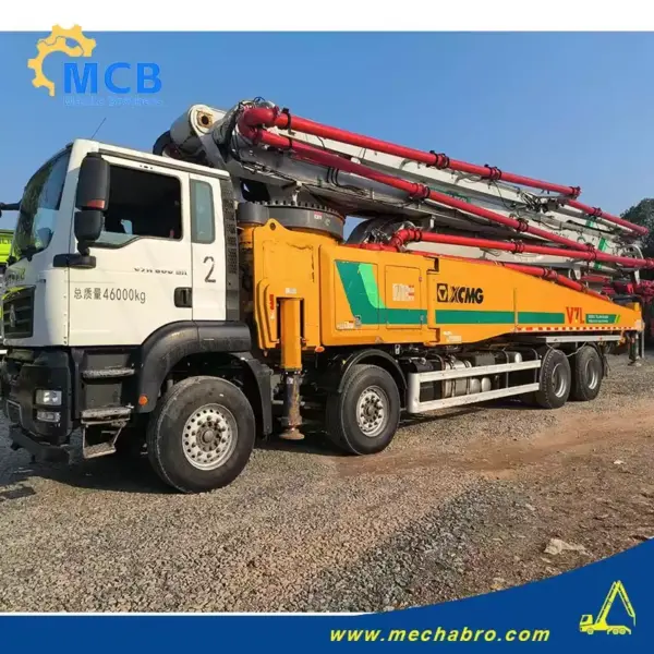 No. 251121P782, 2022 SITRAK 62m Concrete Pump Truck