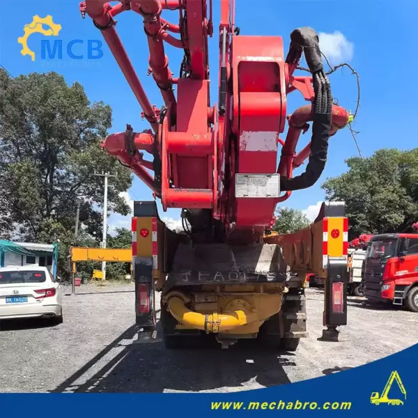 No. 251215P785, 2020 Sany 62m concrete pump truck