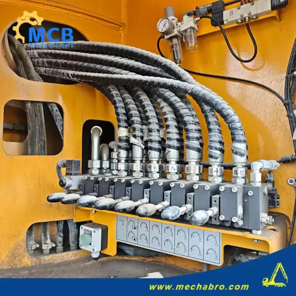 No. 251226P793, 2022 XCMG 62m concrete pump truck