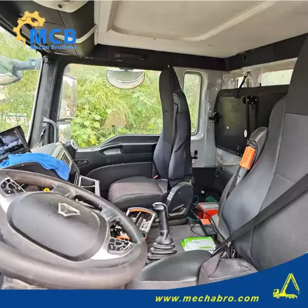 No. 251226P793, 2022 XCMG 62m concrete pump truck