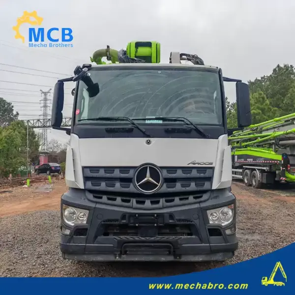 No. 260114P799, 2021 ZOOMLION 62m concrete pump truck