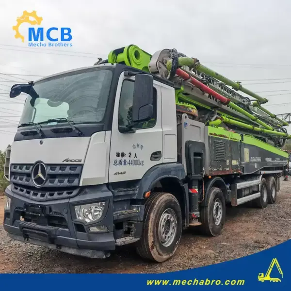 No. 260114P799, 2021 ZOOMLION 62m concrete pump truck